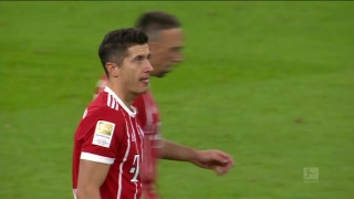 Wolfsburg rally back from two-goal deficit at half against Bayern Munich