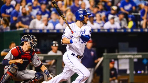 Royals Stop The Twins To Keep Their Slim Playoff Hopes Alive