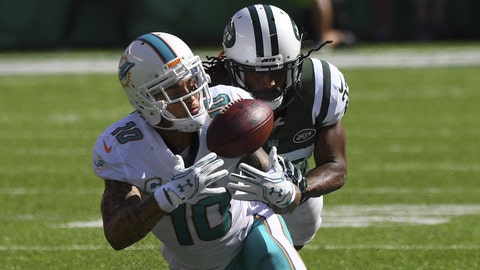 Dolphins' Cutler is believed to have cracked rib Dolphins' Cutler is believed to have cracked rib