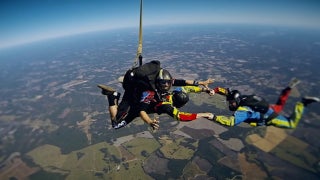 Watch David Ragan go skydiving with Alan Cavanna