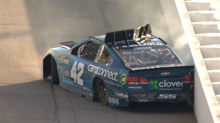 Kyle Larson spins and slams the inside wall | 2017 MARTINSVILLE