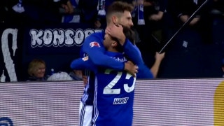Leon Goretzka gives Schalke 1-0 lead | 2017-18 Bundesliga Highlights