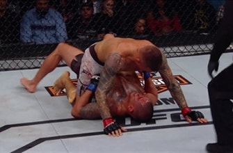 
					UFC Fight Night: See highlights as Dustin Poirier submits Anthony Pettis
				