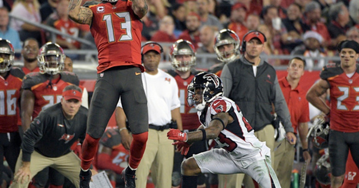 Falcons stay close in NFC South, beat Buccaneers 24-21
Falcons stay close in NFC South, beat Buccaneers 24-21