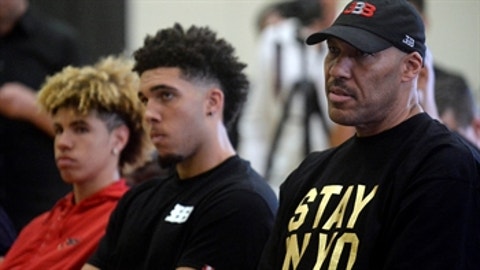 LiAngelo & LaMelo Ball sign pro deals with Lithuanian club Prienu Vytautas LiAngelo & LaMelo Ball sign pro deals with Lithuanian club Prienu Vytautas