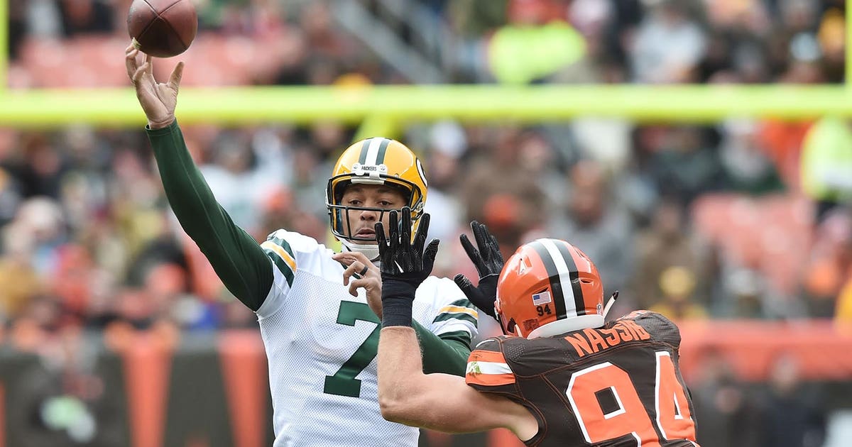 Packers Snap Counts: Hundley surpasses Rodgers in snaps in 2017
Packers Snap Counts: Hundley surpasses Rodgers in snaps in 2017