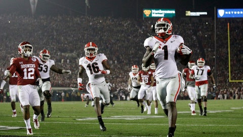 Georgia running back Sony Michel scores a touchdown in overtime against Oklahoma in the Rose Bowl NCAA college football game Monday Jan. 1 2018 in Pasadena Calif. Georgia won 54-48