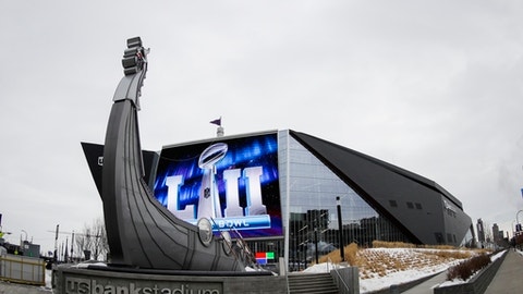 Rob Gronkowski hones reflexes with 'Madden 18,' expects to play Sunday Rob Gronkowski hones reflexes with 'Madden 18,' expects to play Sunday
