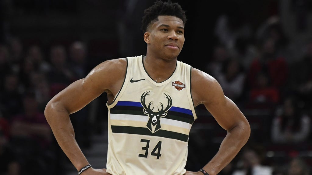 giannis antetokounmpo cream jersey