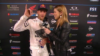 Ken Roczen finishes fourth in first race since injury that required 11 surgeries | 2018 MONSTER ENERGY SUPERCROSS