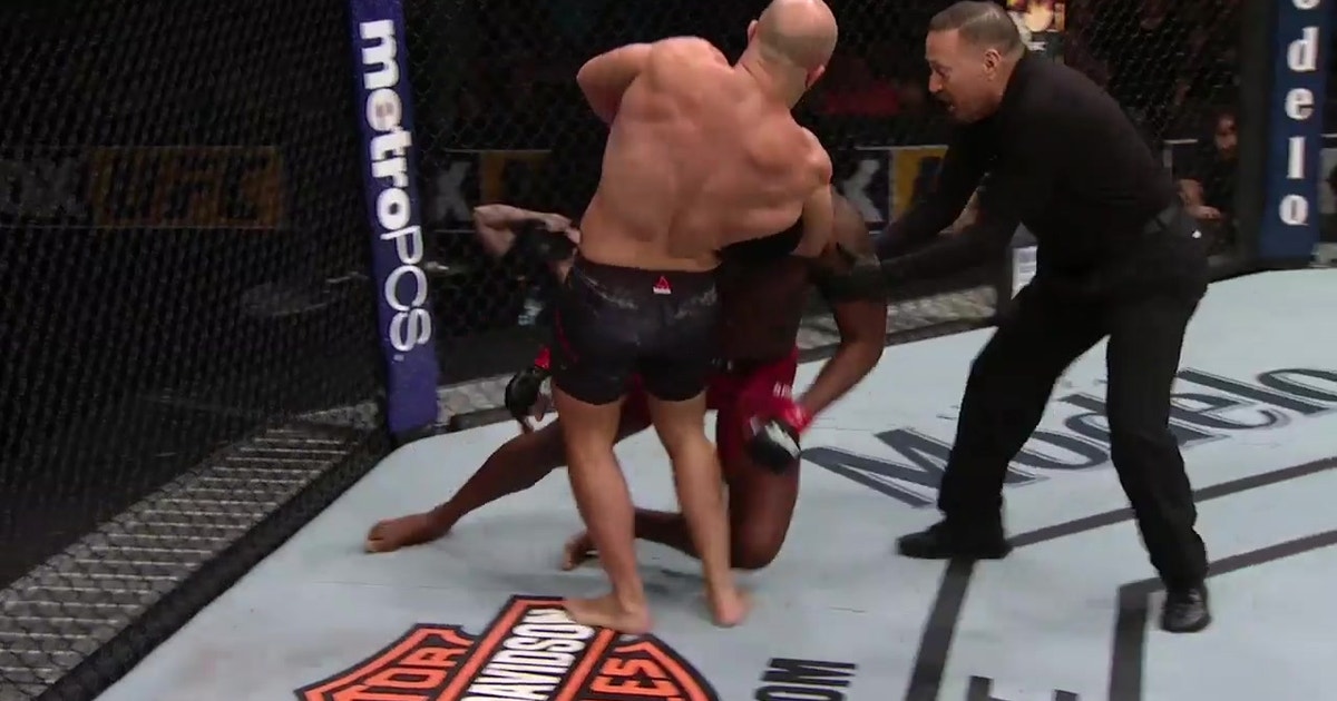 Ilir Latifi submits Ovince Saint Preux | HIGHLIGHTS | UFC on FOX
Ilir Latifi submits Ovince Saint Preux | HIGHLIGHTS | UFC on FOX