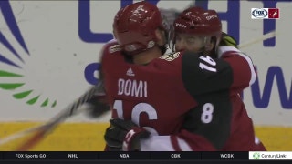 HIGHLIGHTS: Coyotes show no mercy on struggling Blackhawks