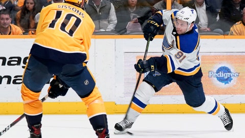 Former team captain Mike Fisher signs new deal with Predators