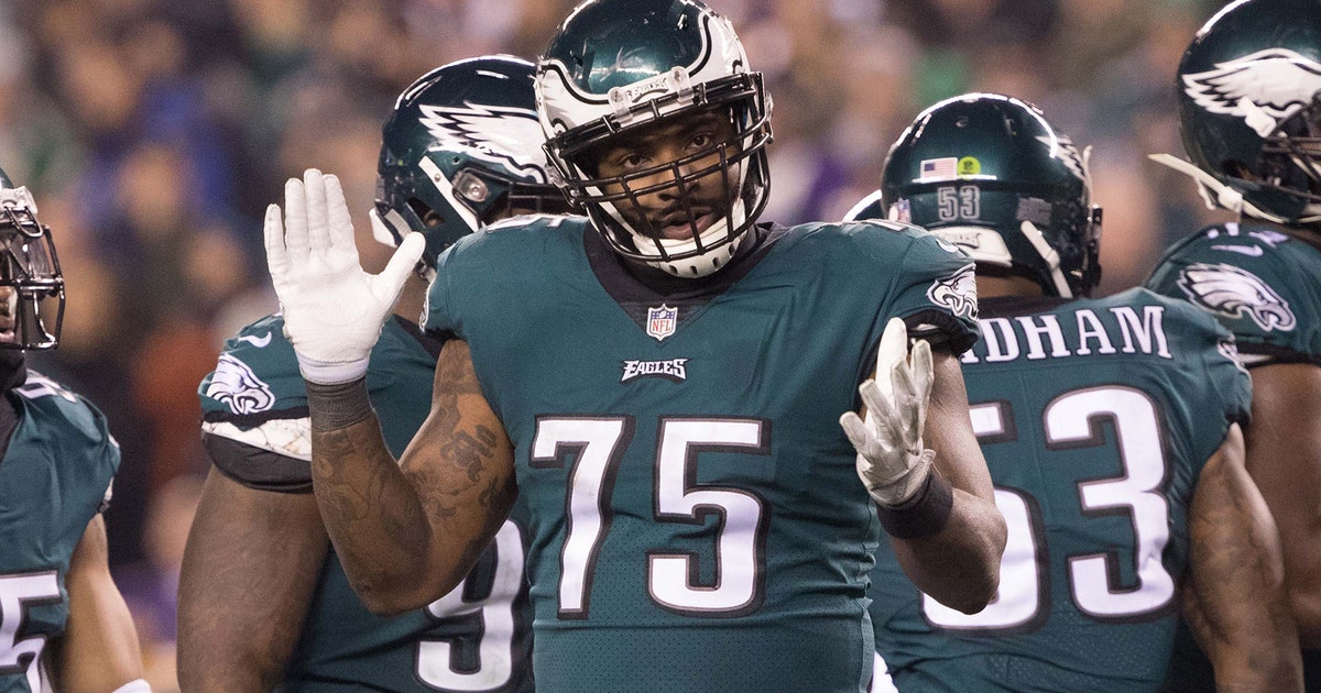 Buccaneers sign DE Vinny Curry to beef up defensive line
Buccaneers sign DE Vinny Curry to beef up defensive line