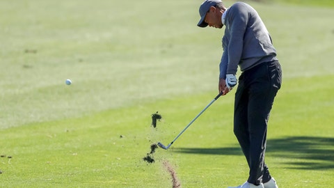 Valspar moving day sees Tiger Woods pounce Valspar moving day sees Tiger Woods pounce