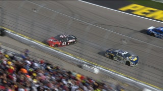 Kurt Busch gets loose and takes out Chase Elliott | 2018 LAS VEGAS | FOX NASCAR