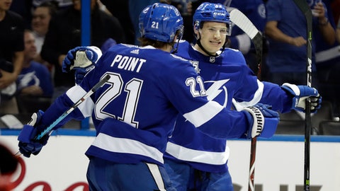 Lightning strike down Devils for a 2-0 series lead