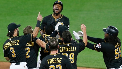 Pirates Win/Look for Sweep on Sunday