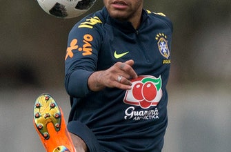 
					Brazil tests Willian up front with Neymar and Jesus
				