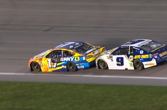 Chase Elliott unhappy with Ricky Stenhouse Jr. after late block | 2018 KANSAS | FOX NASCAR