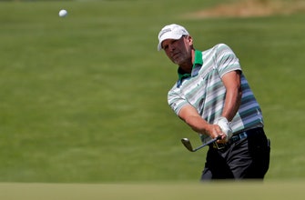 Steve Stricker leads hometown PGA