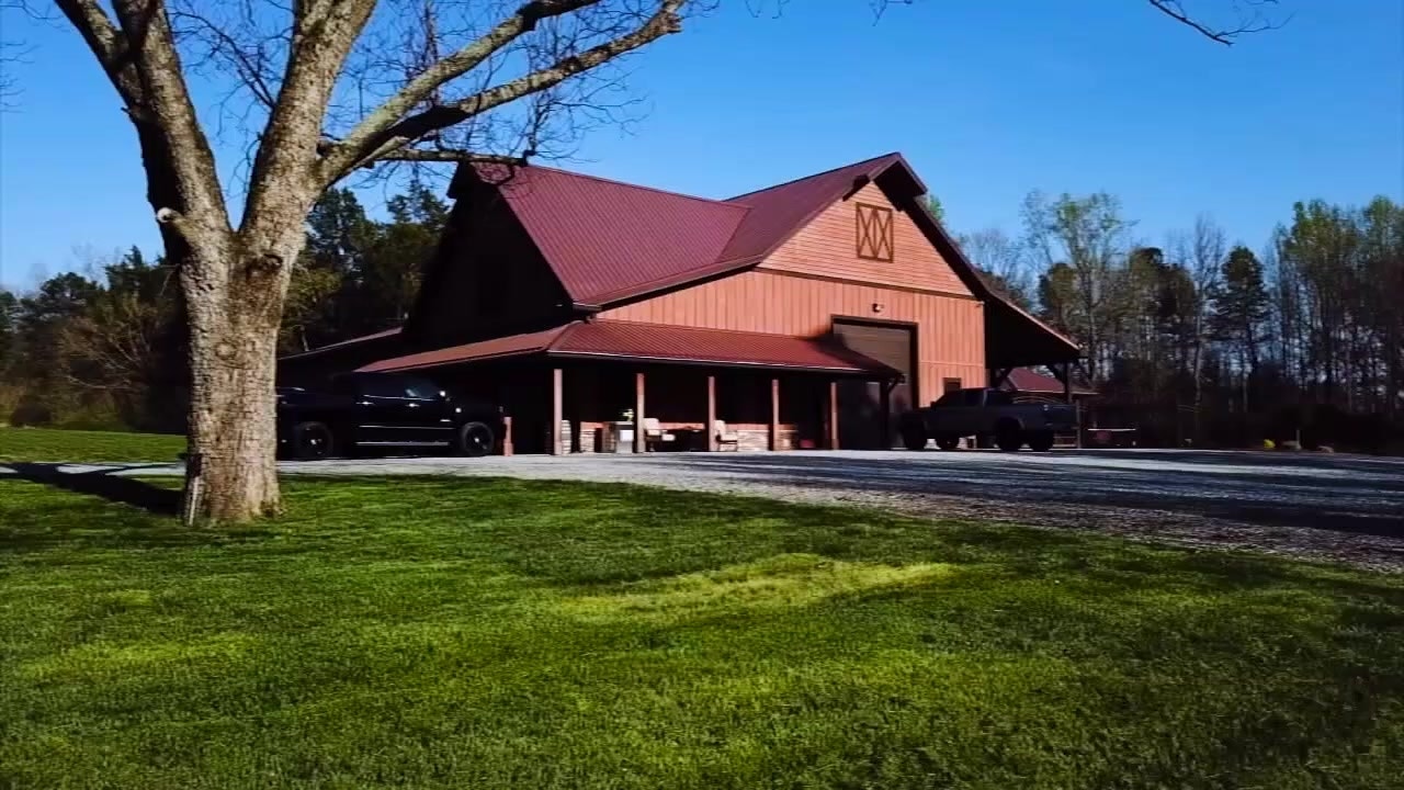 Austin Dillon Lives In A Barn Take A Look Inside Fox Sports