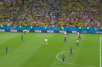 
					Ju. CUADRADO (Colombia) has a shot which is off target
				