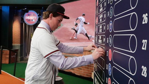 The Braves will not sign first-round draft pick Carter Stewart