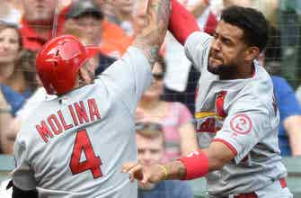 
					Yadi's two home-run day carries Cardinals to 3-2 win over Brewers
				