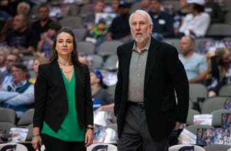
					Becky Hammon moves up, gets promoted by San Antonio Spurs
				