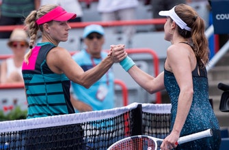 
					Unseeded Cornet upsets Wimbledon champ Kerber at Rogers Cup
				
