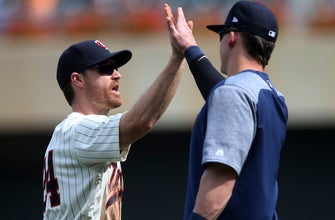
					Forsythe has 3 RBIs in Twins' 6-4 win over Pirates
				