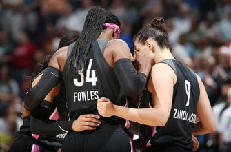 
					Fowles scores 28 in Lynx's 81-72 loss to Storm
				