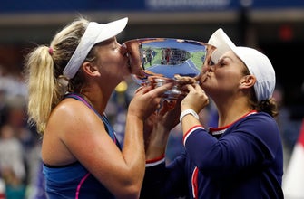 Barty, Vandeweghe rally to win US women's doubles title