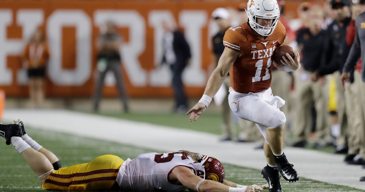 No. 22 USC stunned on the road, pulverized by Texas, 37-14