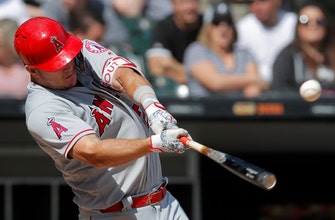 Heaney tosses 7 shutout innings, Angels top White Sox 1-0