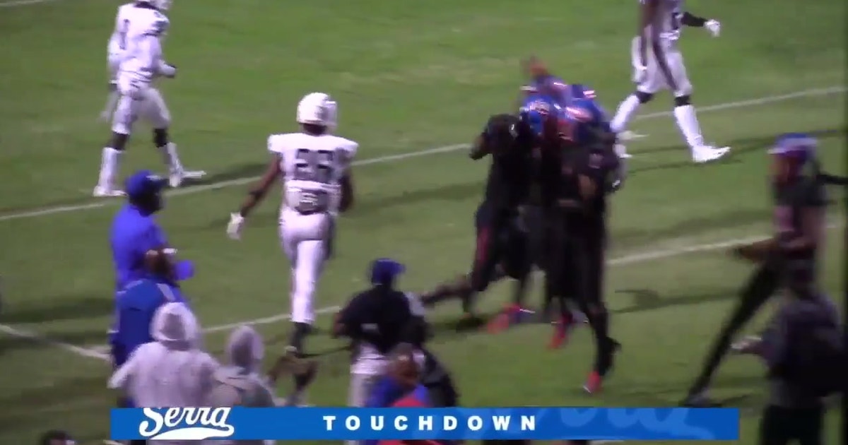 Week 4: Ronald Gilliam gets loose for 2OT Serra touchdown
Week 4: Ronald Gilliam gets loose for 2OT Serra touchdown