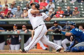 Twins take series on walk-off home run as Royals bats go silent