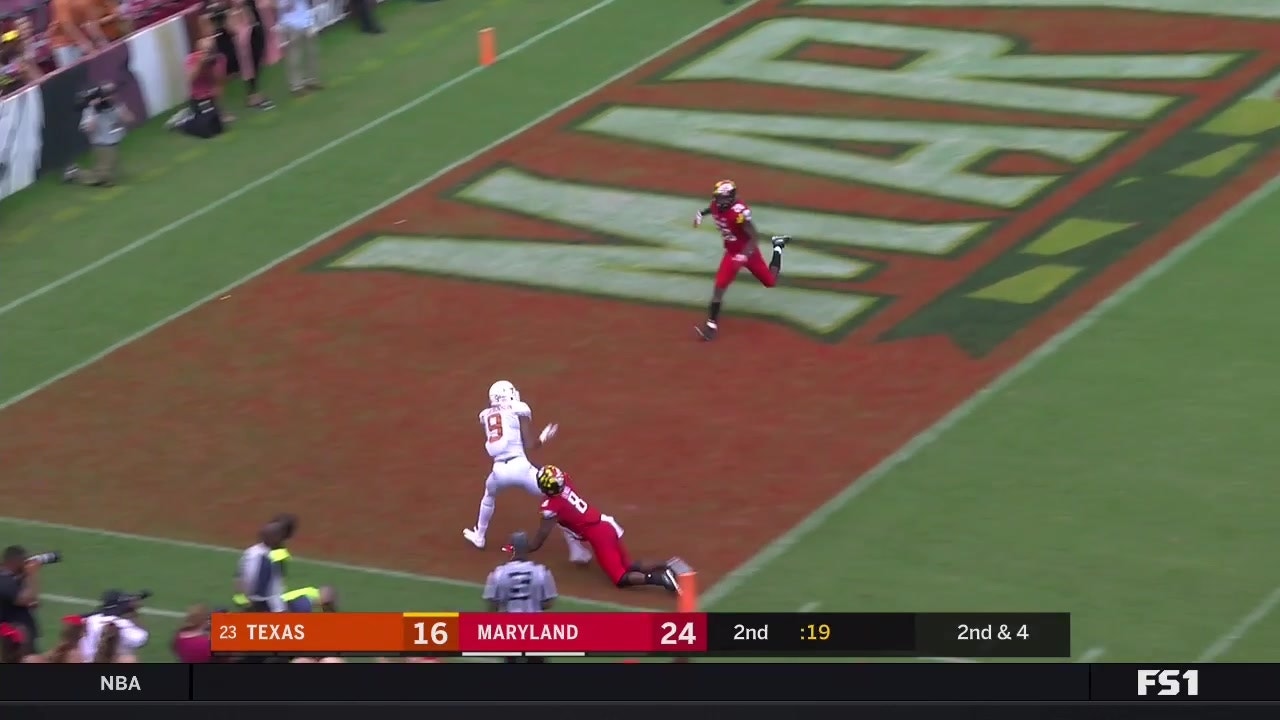 Texas Got Back In The Game Against Maryland Thanks To A Td Catch By Collin Johnson