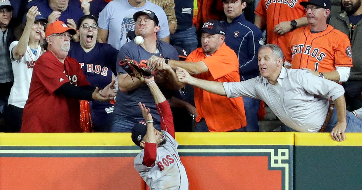 Fan interference wipes out possible homer for Altuve in ALCS