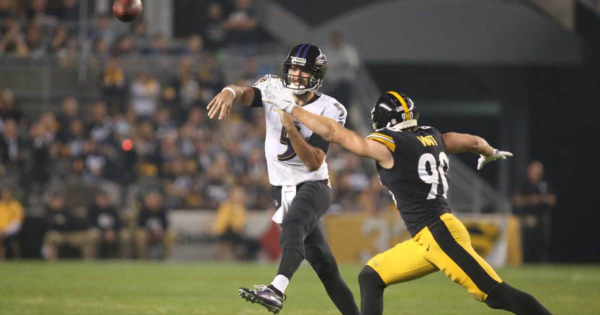 Flacco, Ravens resurgent in win over Steelers
Flacco, Ravens resurgent in win over Steelers