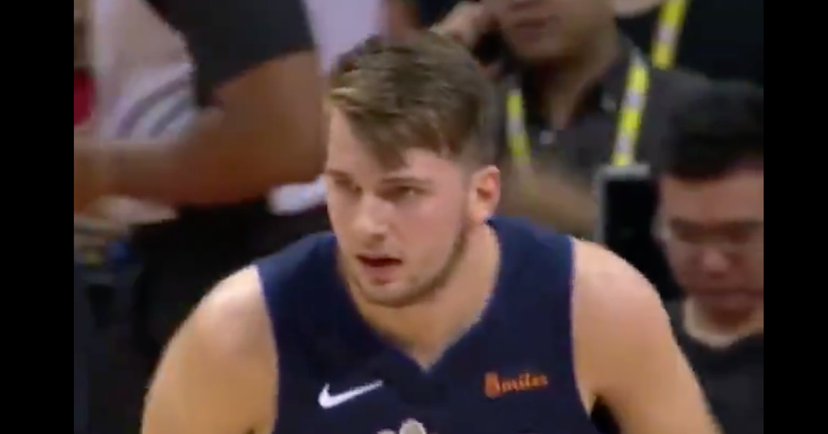 HIGHLIGHTS: Doncic leads Mavericks with 15 in win over 76ers in China
HIGHLIGHTS: Doncic leads Mavericks with 15 in win over 76ers in China