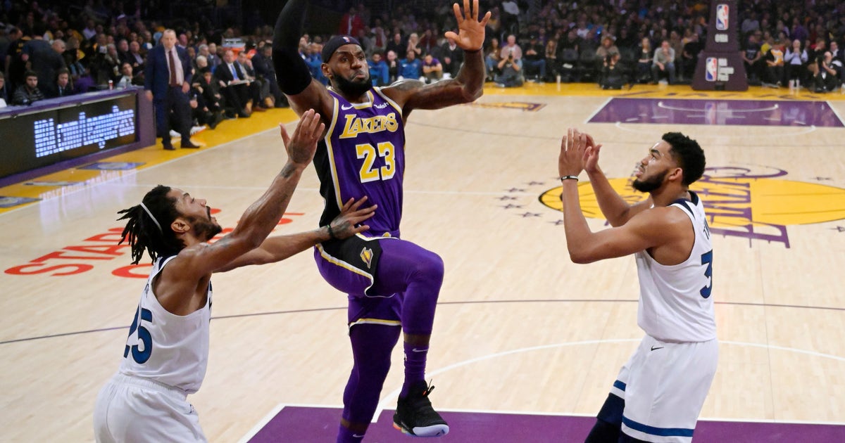 LeBron leads Lakers to 3rd win in 4, 114-110 over Wolves
LeBron leads Lakers to 3rd win in 4, 114-110 over Wolves
