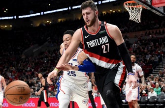 
					McCollum leads Trail Blazers in 129-95 rout of 76ers
				