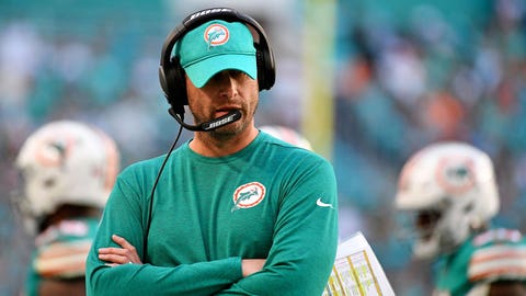 Cleveland Browns: Jimmy Haslam reportedly interested in Adam Gase