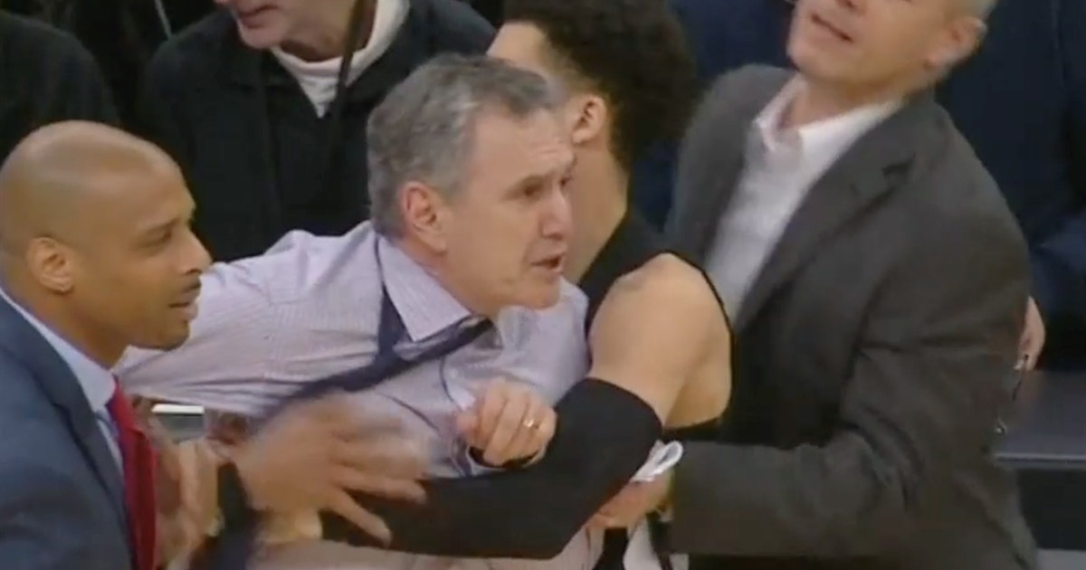 LeBron James former high school coach, Keith Dambrot, ejected during ...