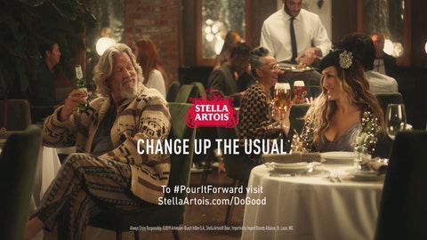 Carrie Bradshaw, The Dude appear in Stella Artois Super Bowl ad