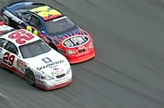 
					Kevin Harvick ‘apologizes’ to Jeff Gordon for his favorite memory of the 4-time champion
				