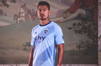 
					Sporting KC unveils its new kit for 2019
				