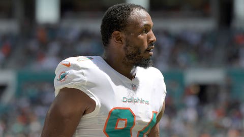 Cowboys complete Robert Quinn trade with Miami Dolphins Cowboys complete Robert Quinn trade with Miami Dolphins